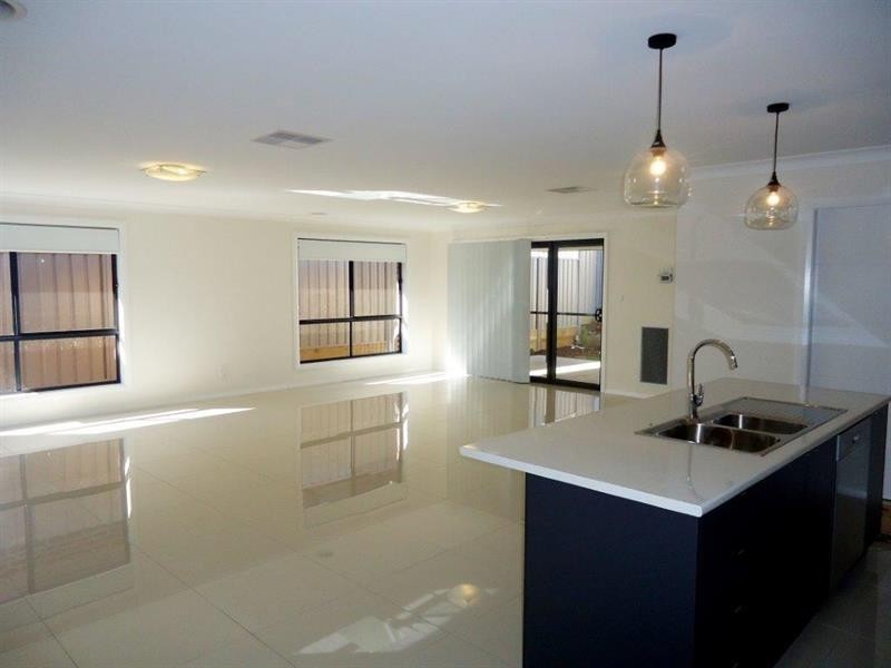 1/19 Exford Loop, Bourkelands NSW 2650