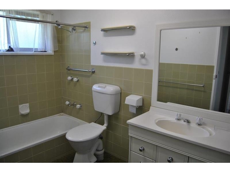 2/98 Trail St, Wagga Wagga NSW 2650