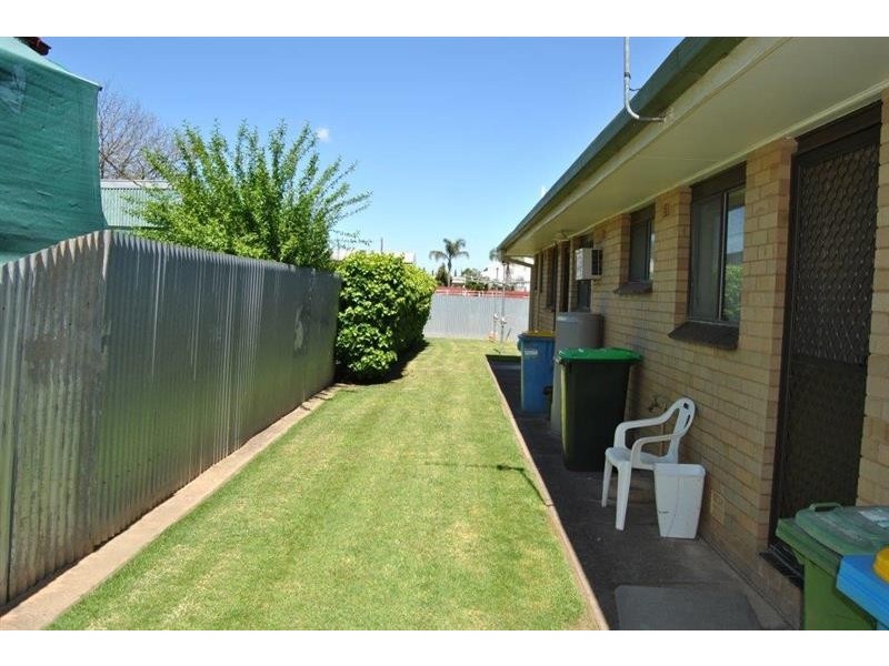 2/98 Trail St, Wagga Wagga NSW 2650