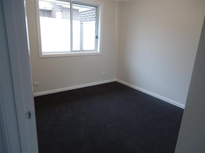 29 Alma Cres, Estella NSW 2650