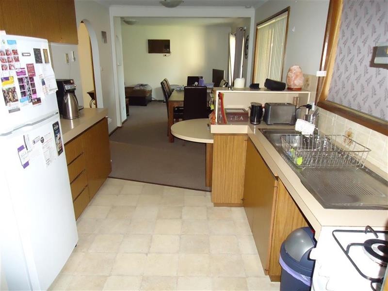 20 Merinda  Cres, Kooringal NSW 2650