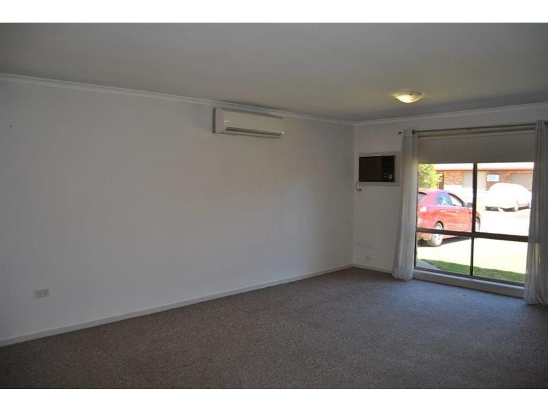 13/9 Travers St, Wagga Wagga NSW 2650