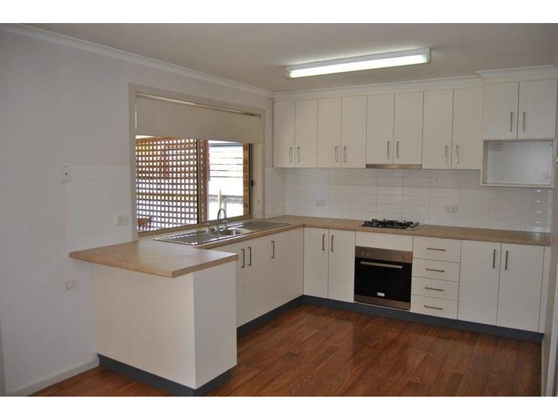 13/9 Travers St, Wagga Wagga NSW 2650