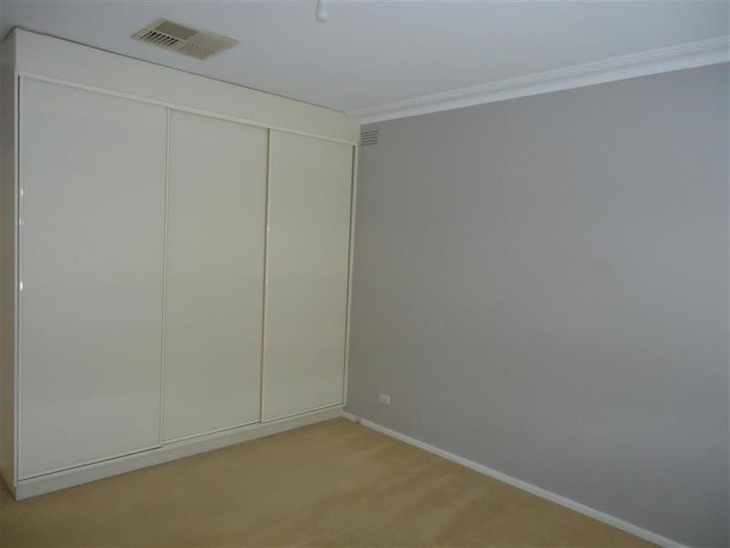 18 Shaw St, Wagga Wagga NSW 2650