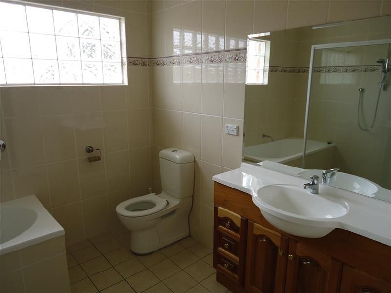 18 Shaw St, Wagga Wagga NSW 2650