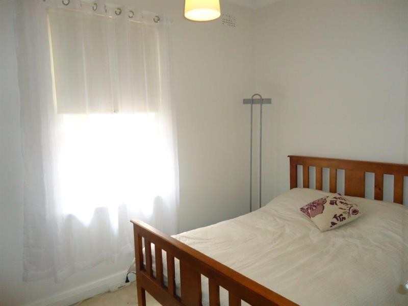 9 Erin  St, Turvey Park NSW 2650