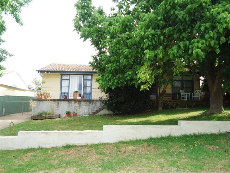 20 Copland  St, Wagga Wagga NSW 2650