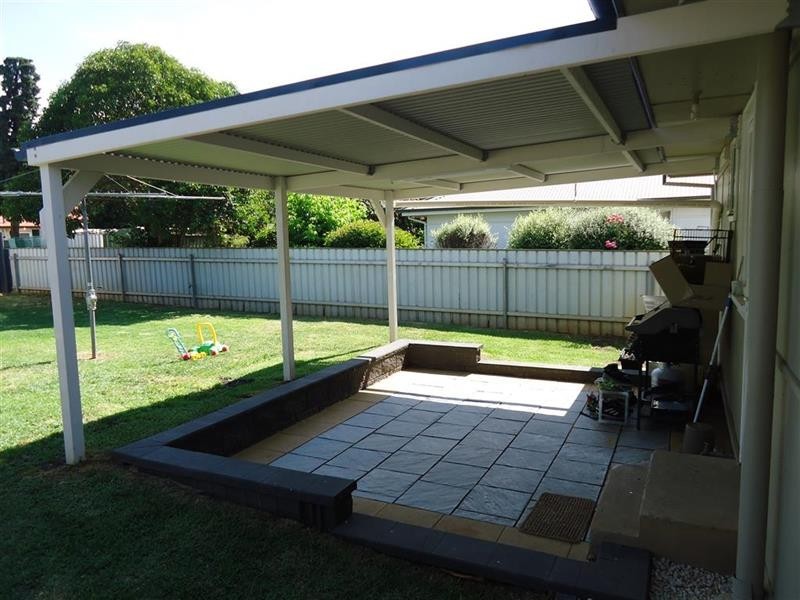 48 Jack  Ave, Mount Austin NSW 2650