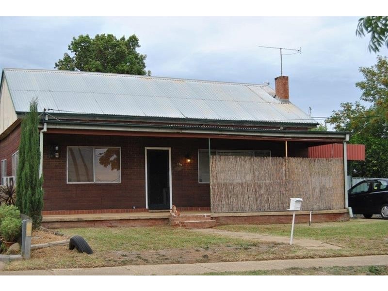 116 Urana  St, Turvey Park NSW 2650