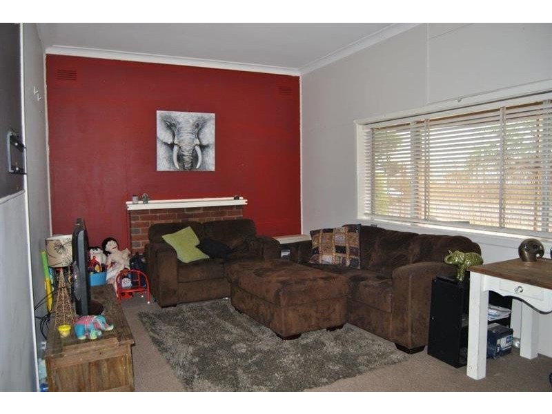 116 Urana  St, Turvey Park NSW 2650