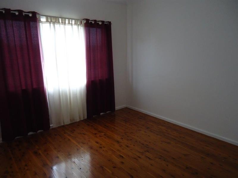 7 Henschke Ave, San Isidore NSW 2650