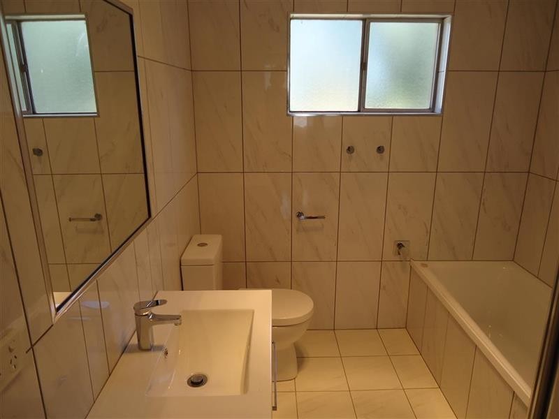 7 Henschke Ave, San Isidore NSW 2650