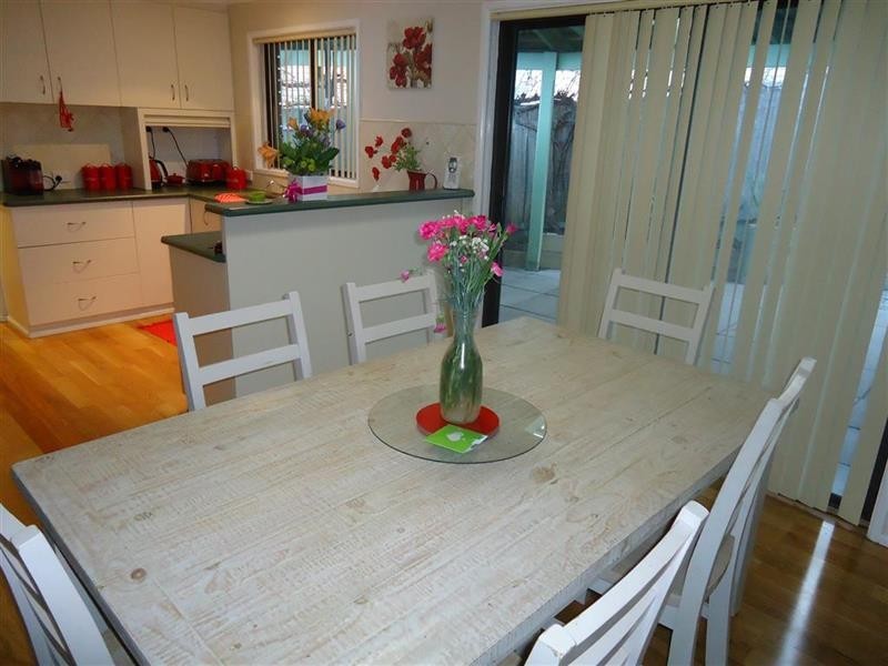 77 Stanley St, Kooringal NSW 2650