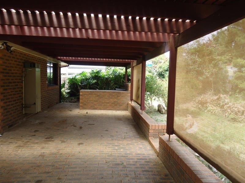 16 Adjin St, Mount Austin NSW 2650