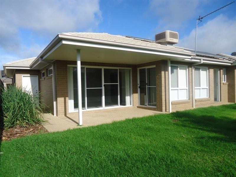 3/7 Clarence Pl, Tatton NSW 2650