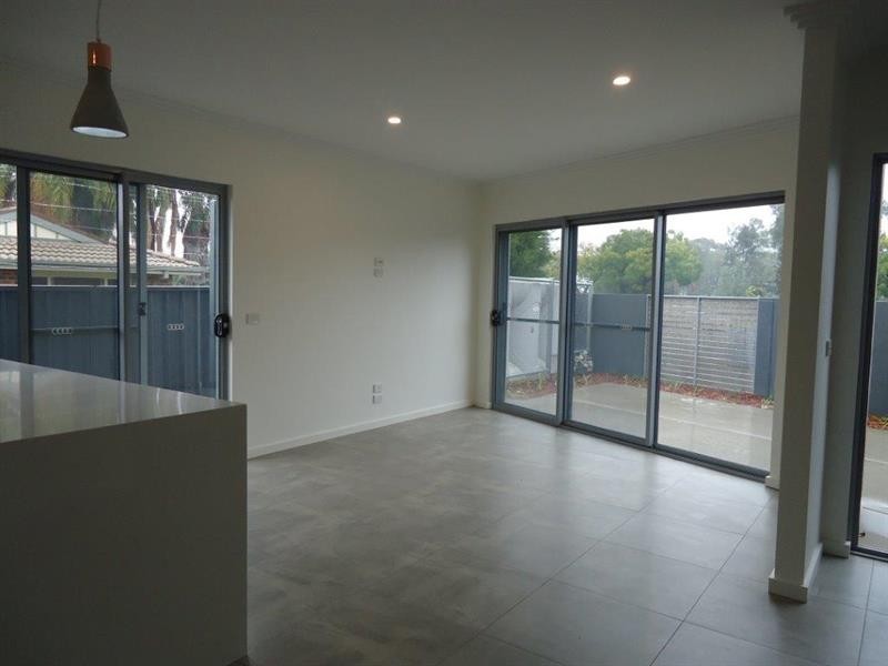 70 Travers  St, Wagga Wagga NSW 2650