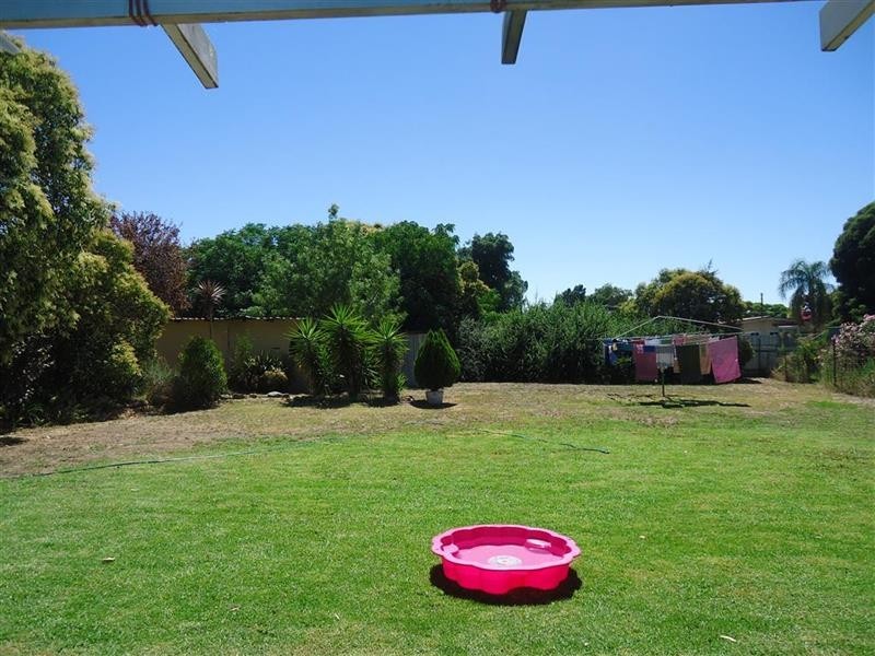 25 The Boulevarde -, Kooringal NSW 2650