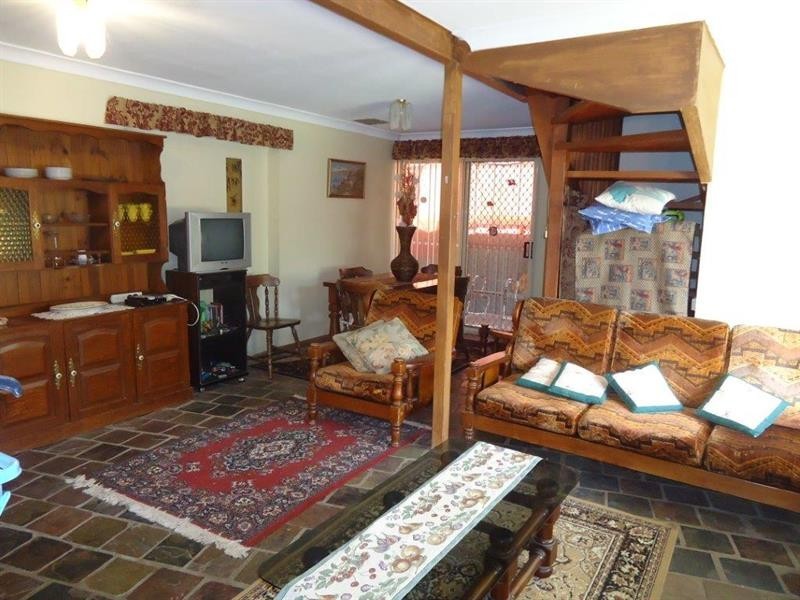 1/37 Gossett St, Wagga Wagga NSW 2650