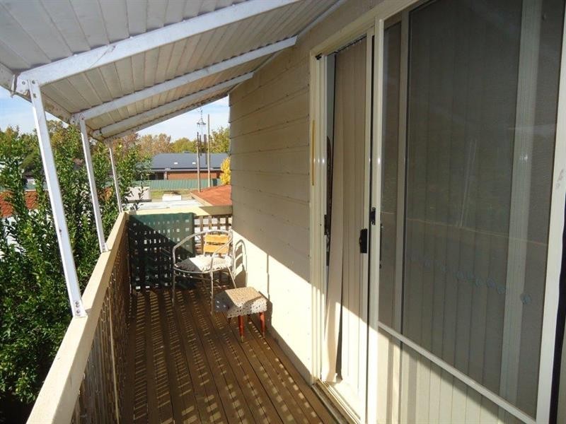 1/37 Gossett St, Wagga Wagga NSW 2650