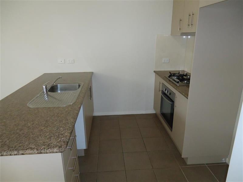 9 Gunyah Pl, Glenfield Park NSW 2650