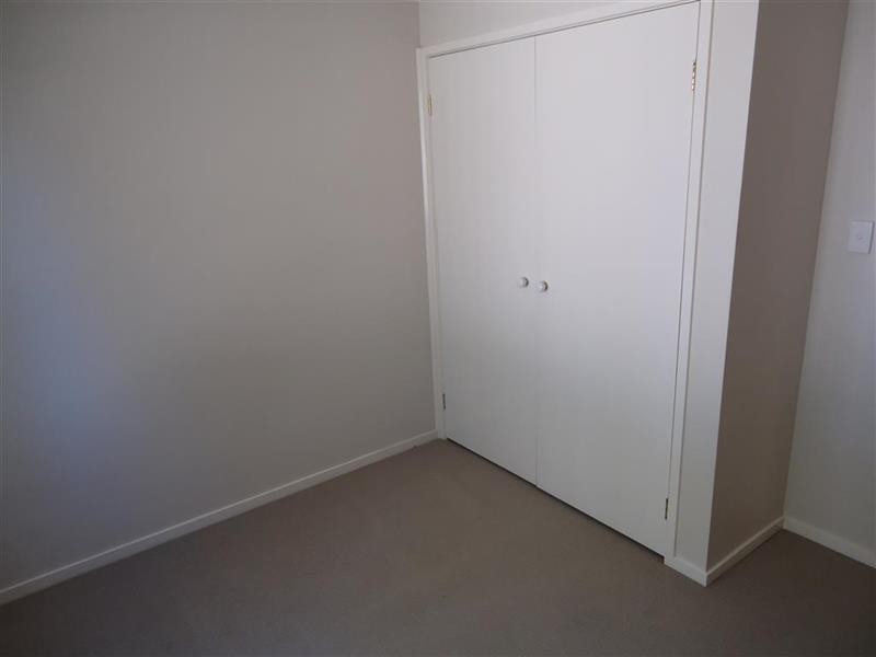 9 Gunyah Pl, Glenfield Park NSW 2650