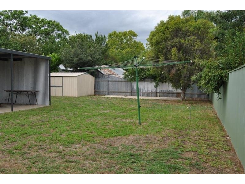 14 Rhoda Ave, Wagga Wagga NSW 2650