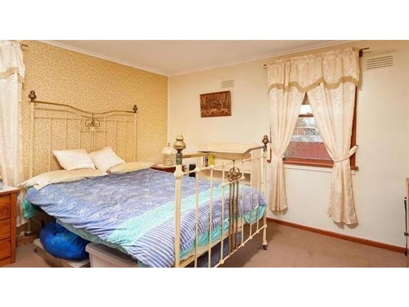 29 Tobruk St, Ashmont NSW 2650