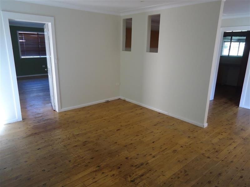 55 White Ave, Kooringal NSW 2650