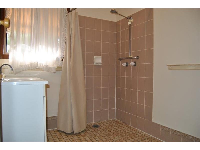 5/2 Leena Pl, Wagga Wagga NSW 2650