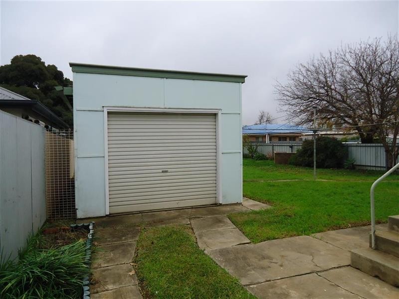 25 Darlow St, Wagga Wagga NSW 2650