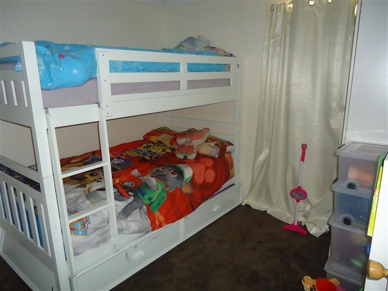 102 Raye St, Tolland NSW 2650