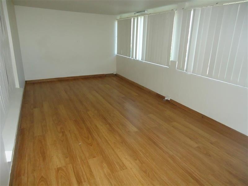 12 Kobi Pl, Glenfield Park NSW 2650