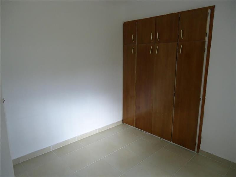 12 Kobi Pl, Glenfield Park NSW 2650