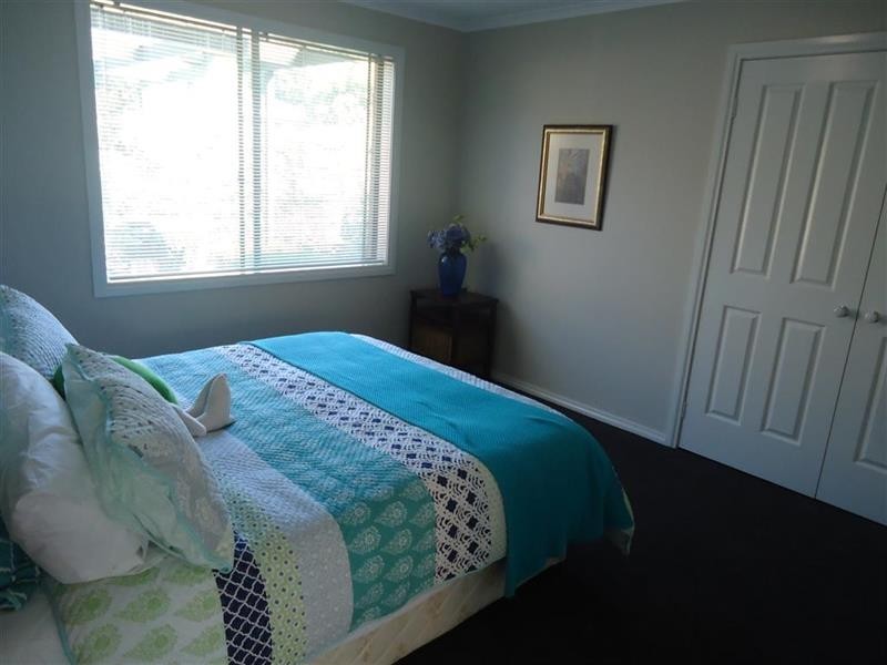 14 Roberts Way, Kooringal NSW 2650