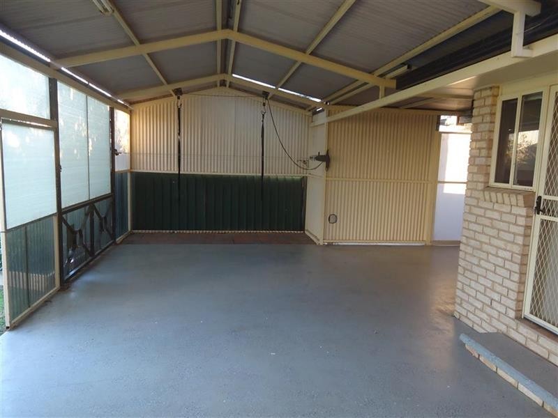 3 Boree Ave, Forest Hill NSW 2651