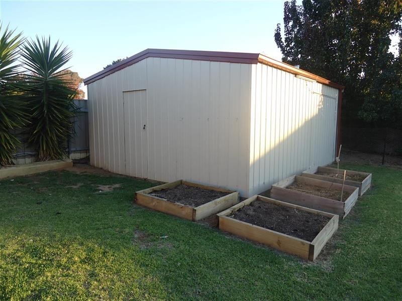 3 Boree Ave, Forest Hill NSW 2651
