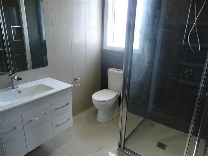 8 Chang Ave, Lloyd NSW 2650