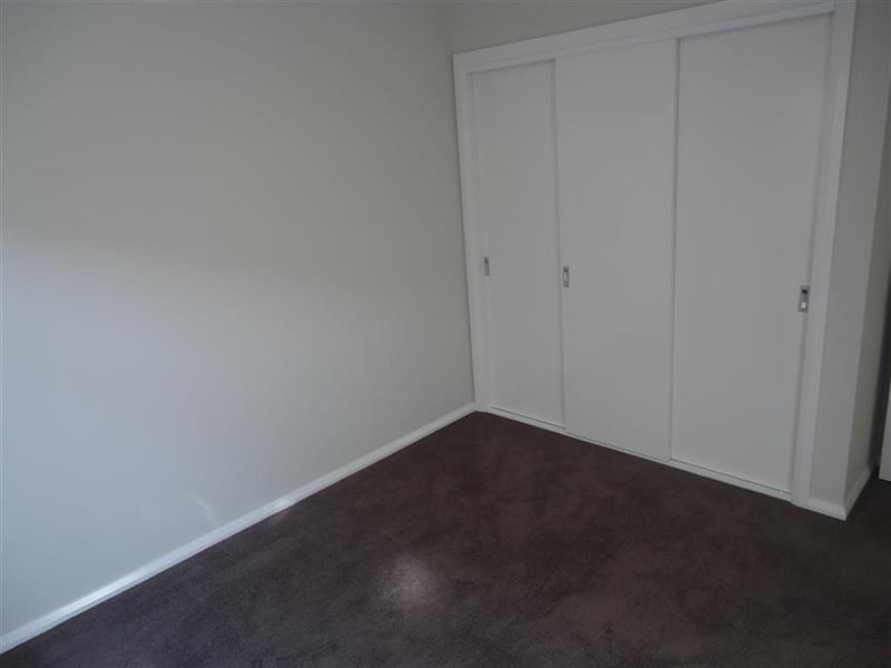 8 Chang Ave, Lloyd NSW 2650
