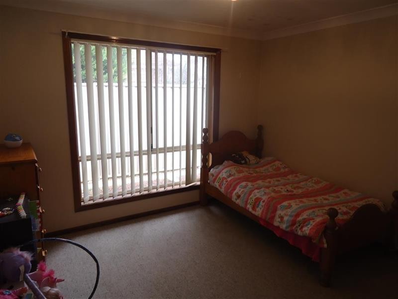2/29 Kaldari Cres, Glenfield Park NSW 2650