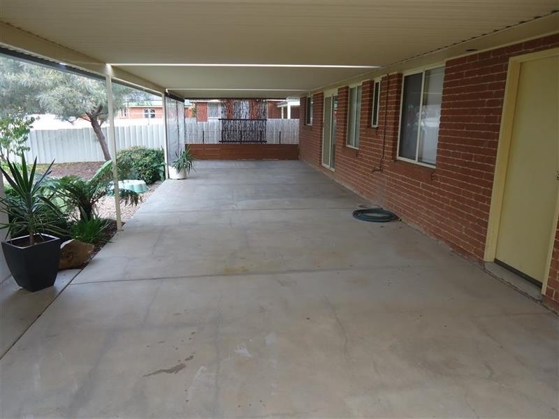 11 Canola Pl, Estella NSW 2650