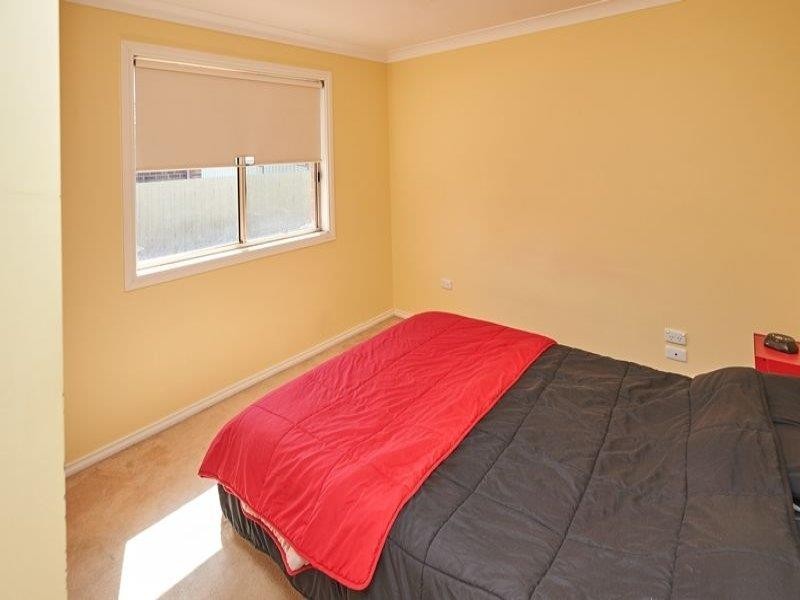 21 Girraween Mews, Glenfield Park NSW 2650