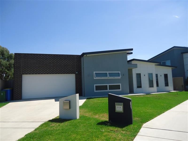 51 Durack Cct, Boorooma NSW 2650