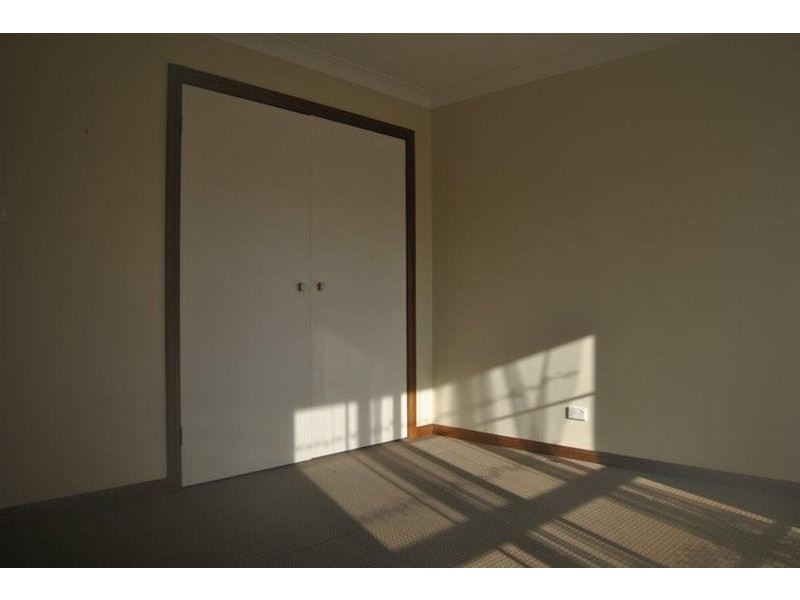 2/30 Gunn Dr, Estella NSW 2650