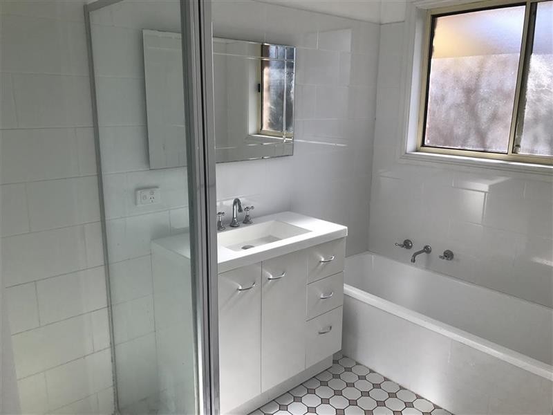 1/8 Malebo Pl, Tatton NSW 2650