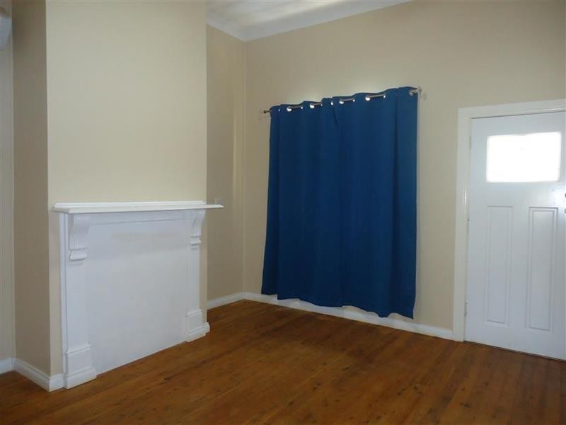 6 Day St, The Rock NSW 2655