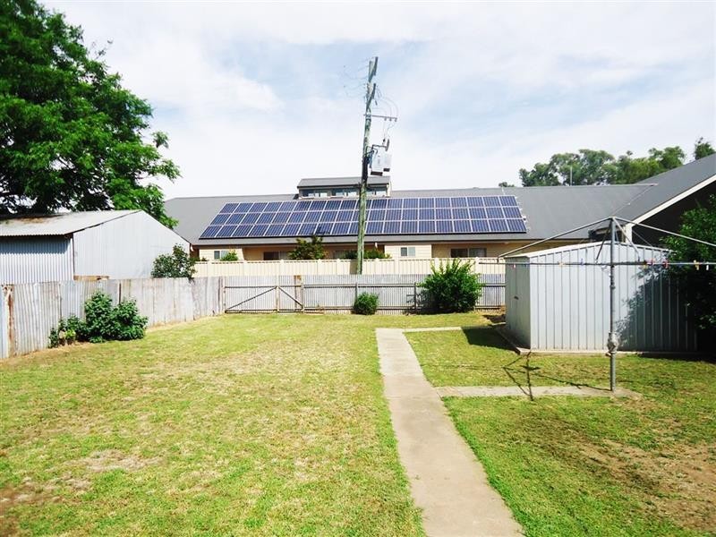 6 Day St, The Rock NSW 2655