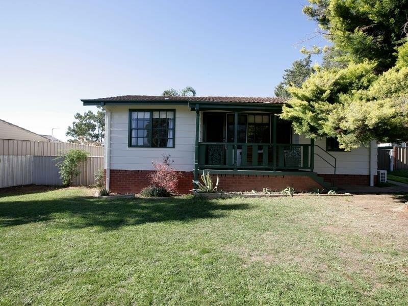 5 Marshall St, Ashmont NSW 2650