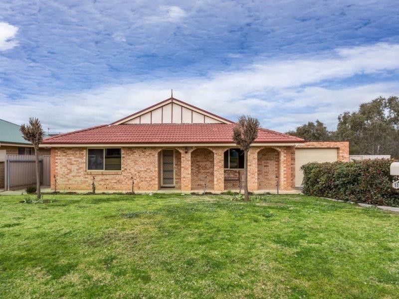 53 Veale St, Ashmont NSW 2650