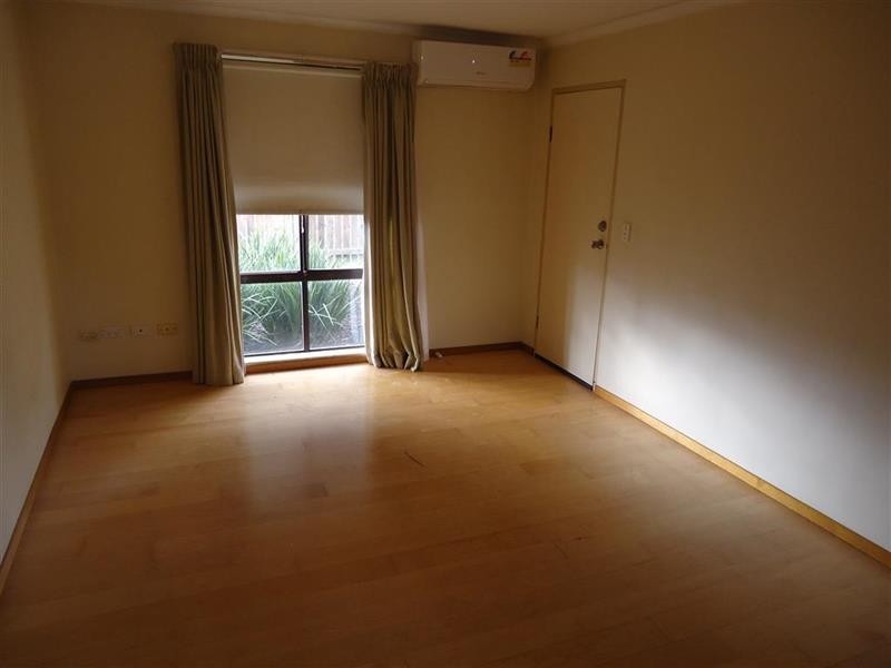 2/26 West Pde, Wagga Wagga NSW 2650