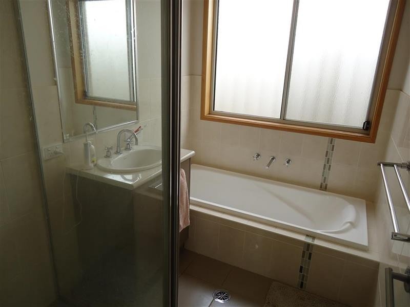 46 Franklin Dr, Estella NSW 2650
